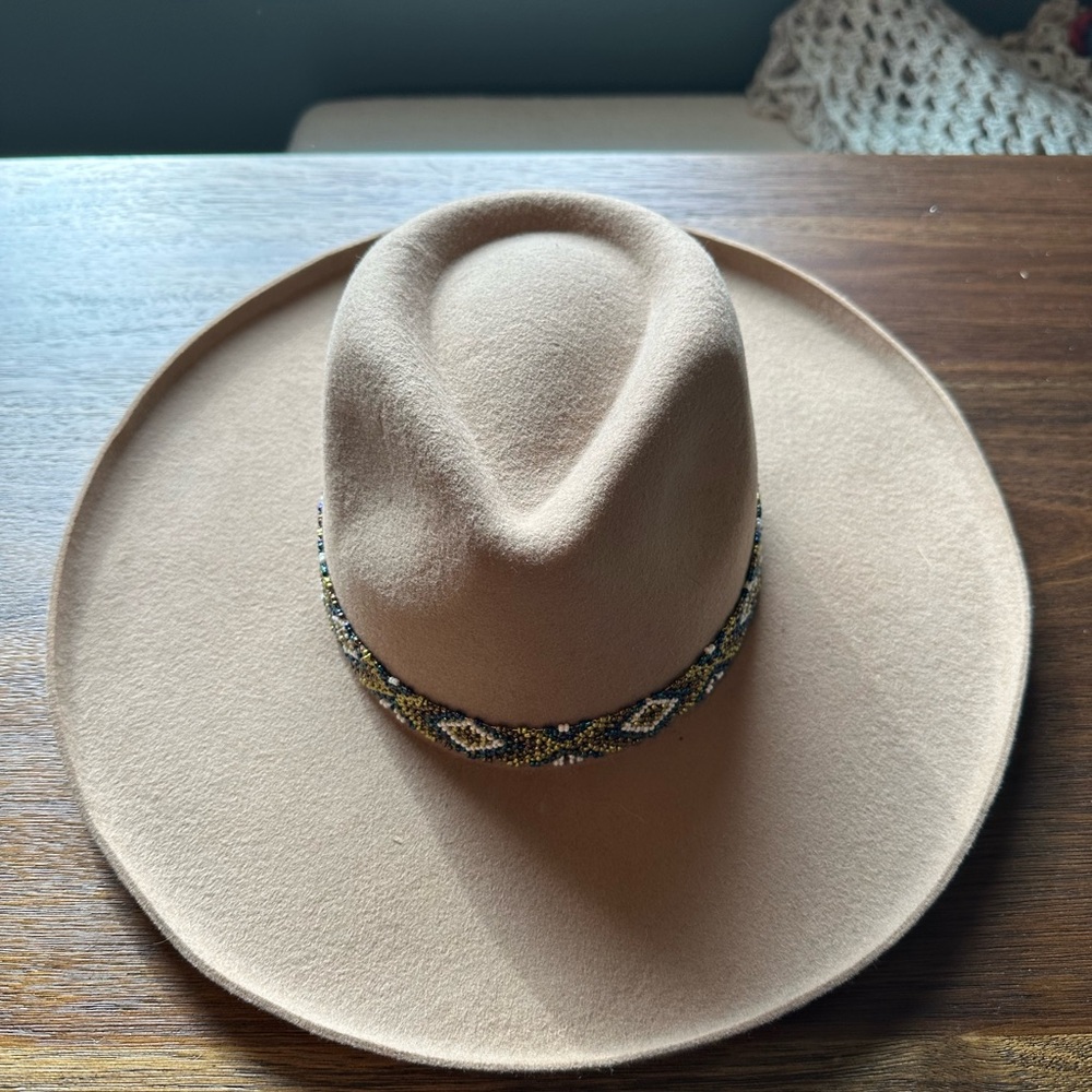100% Wool Olive & Pique Tan Women's Hat with Beaded Band - Picture 11 of 16